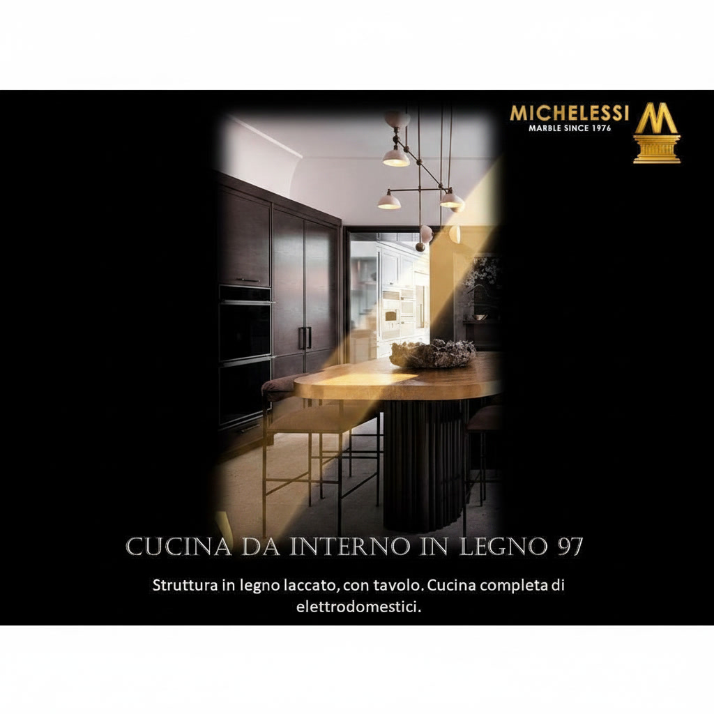 Cucina in legno laccato scuro con tavolo rotondo in legno e lampade a grappolo