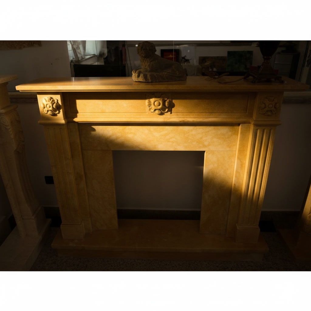 Cornice camino in marmo giallo art. CAMGIA4 con rosette scolpite, cornici classiche in marmo Michelessi