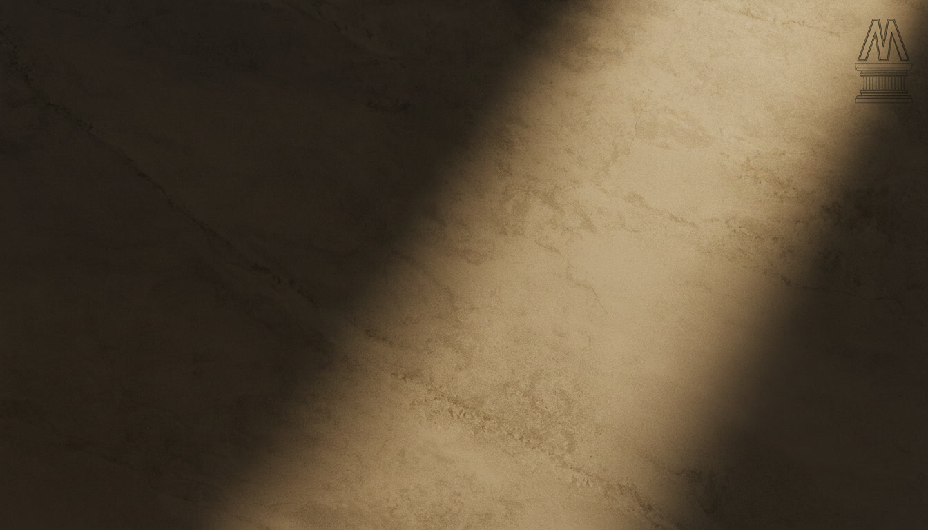 Lastra Dekton Kovik, superficie ultracompatta grigio perla effetto pietra con soffici ombre naturali